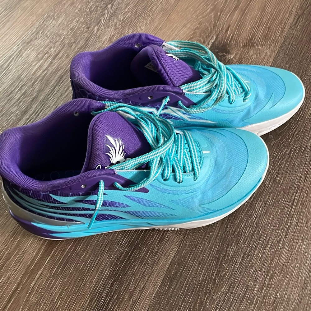 Puma Mens Blue Purple Mid Queen City LaMelo Ball Shoes size 9 gently worn